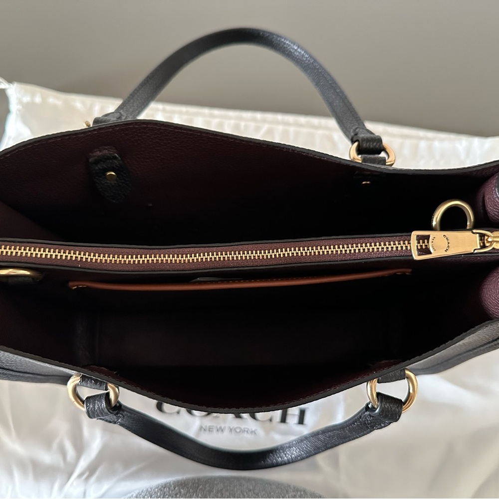 Coach Tyler Carryall 28 - EUC - Picture 7 of 11